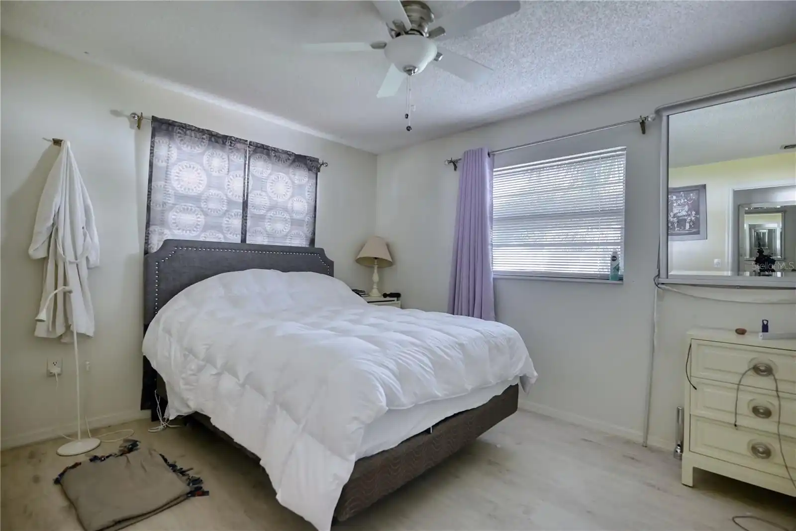 Listing Photo 11