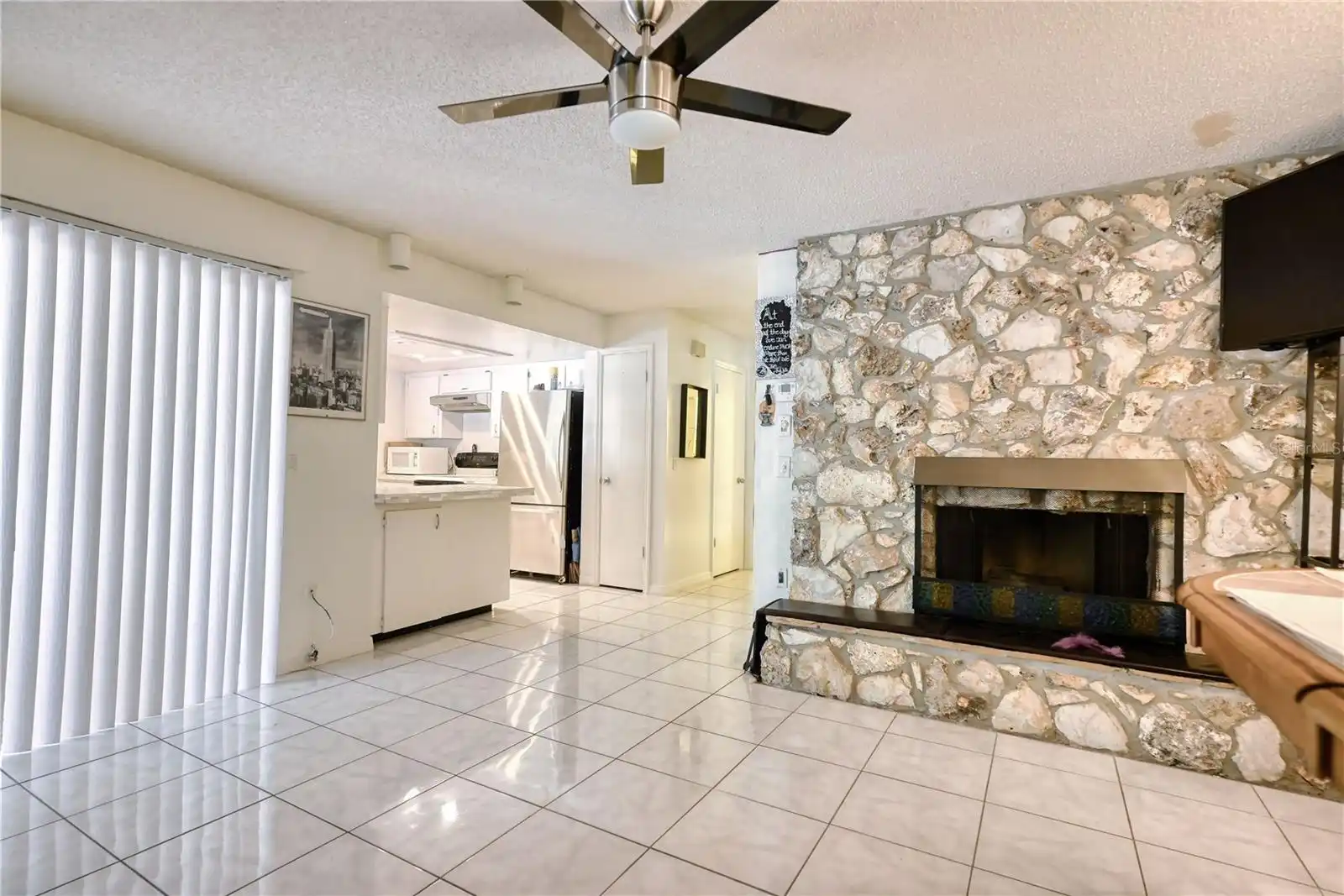 Listing Photo 8