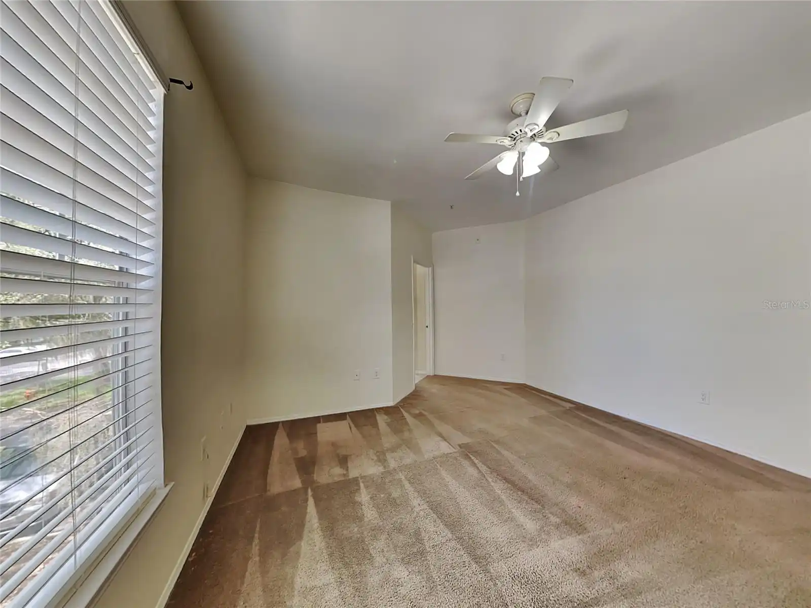 Listing Photo 7