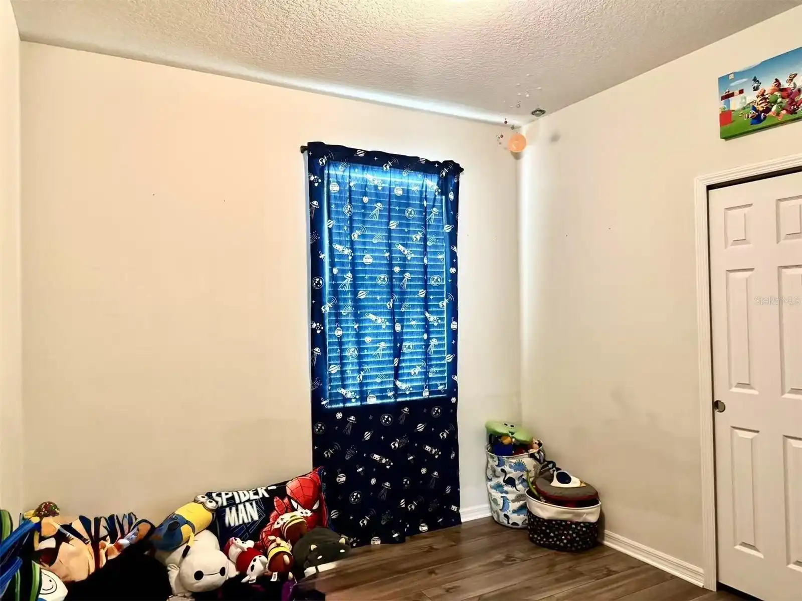 Listing Photo 9