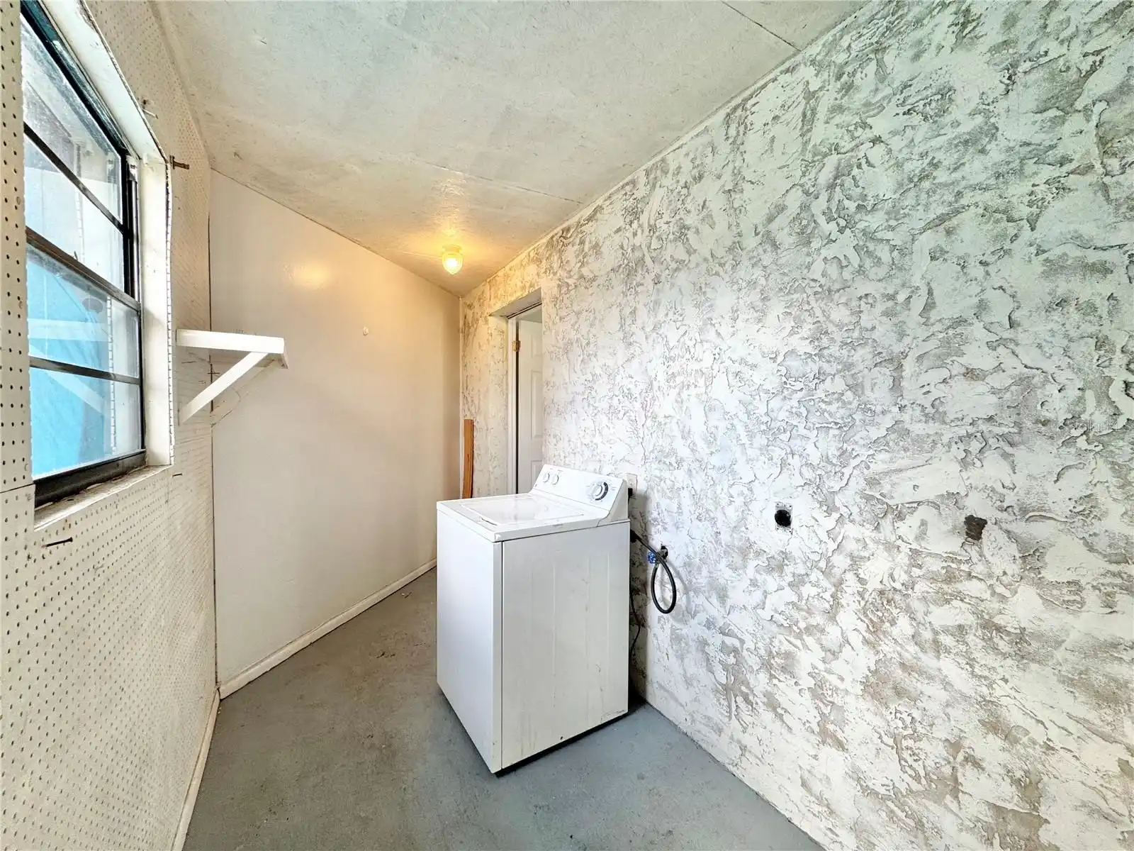 Listing Photo 24