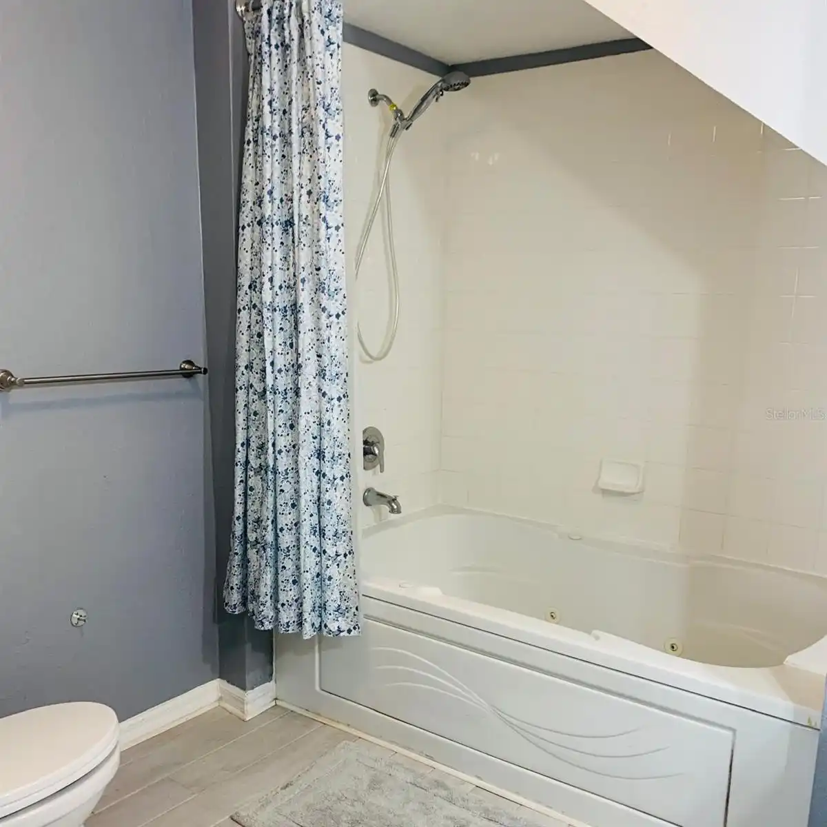 Listing Photo 15