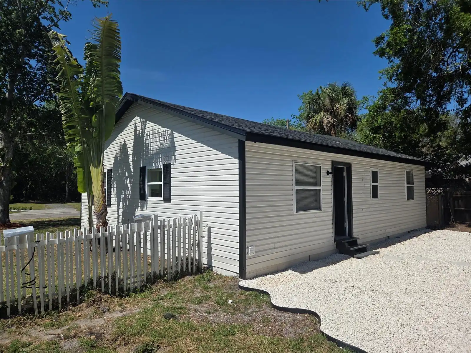 Listing Photo 23