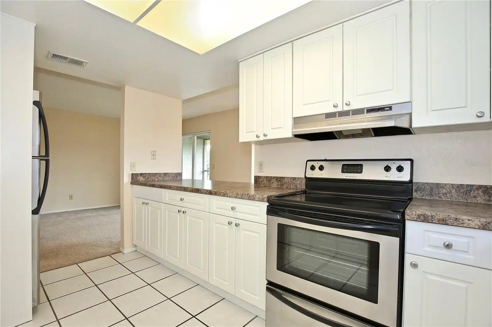 Listing Photo 14