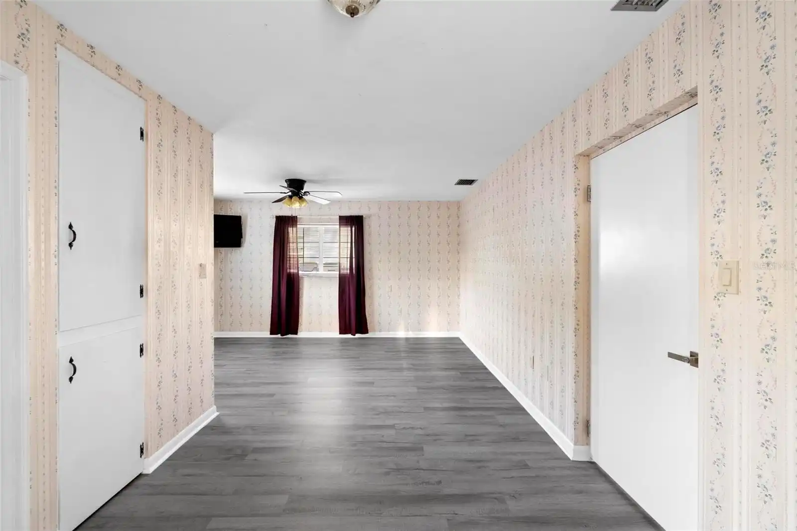 Listing Photo 18