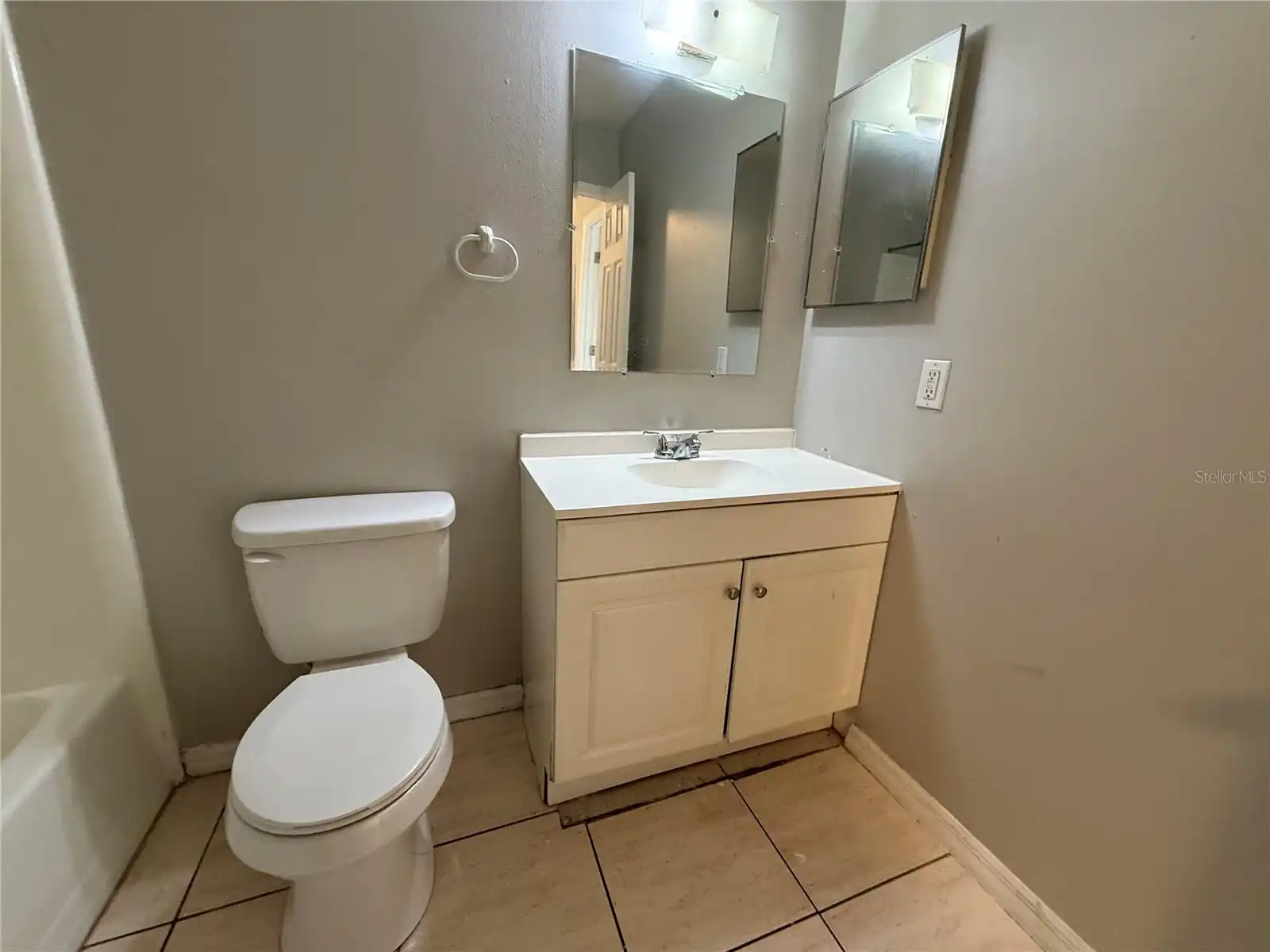 Listing Photo 9