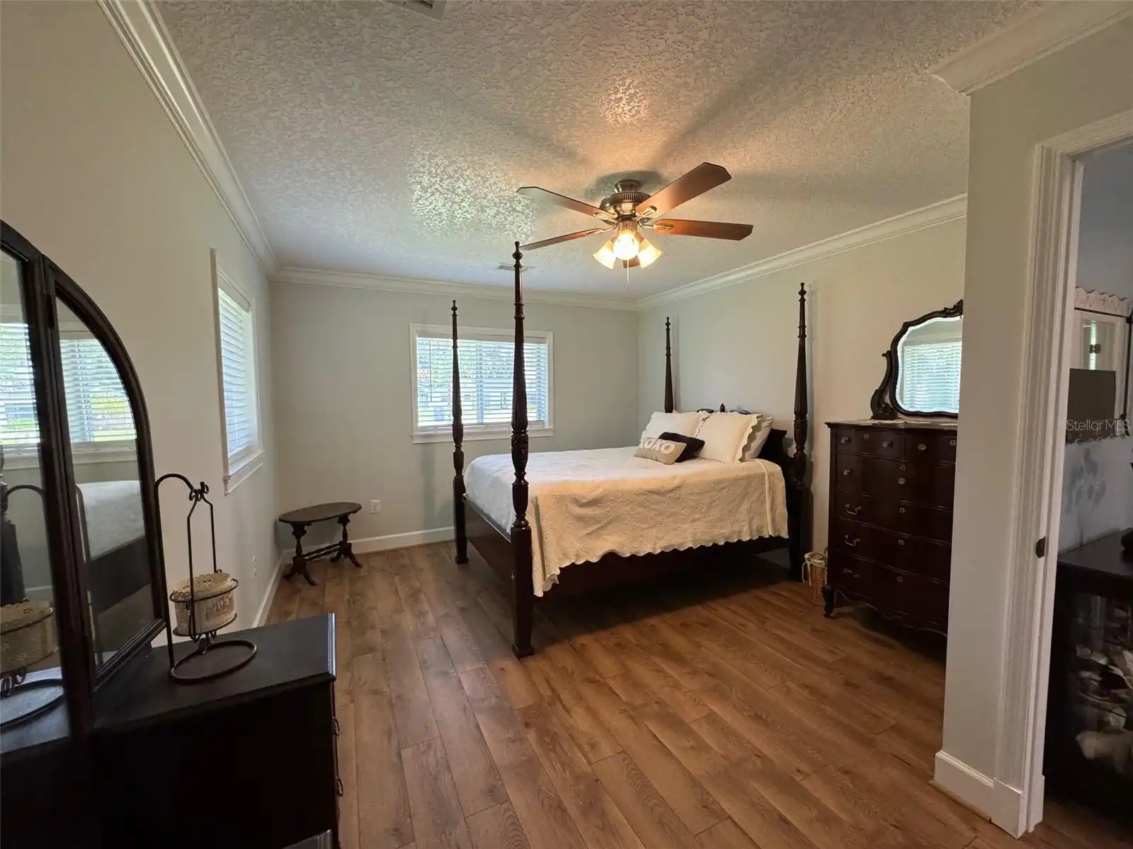 Listing Photo 17