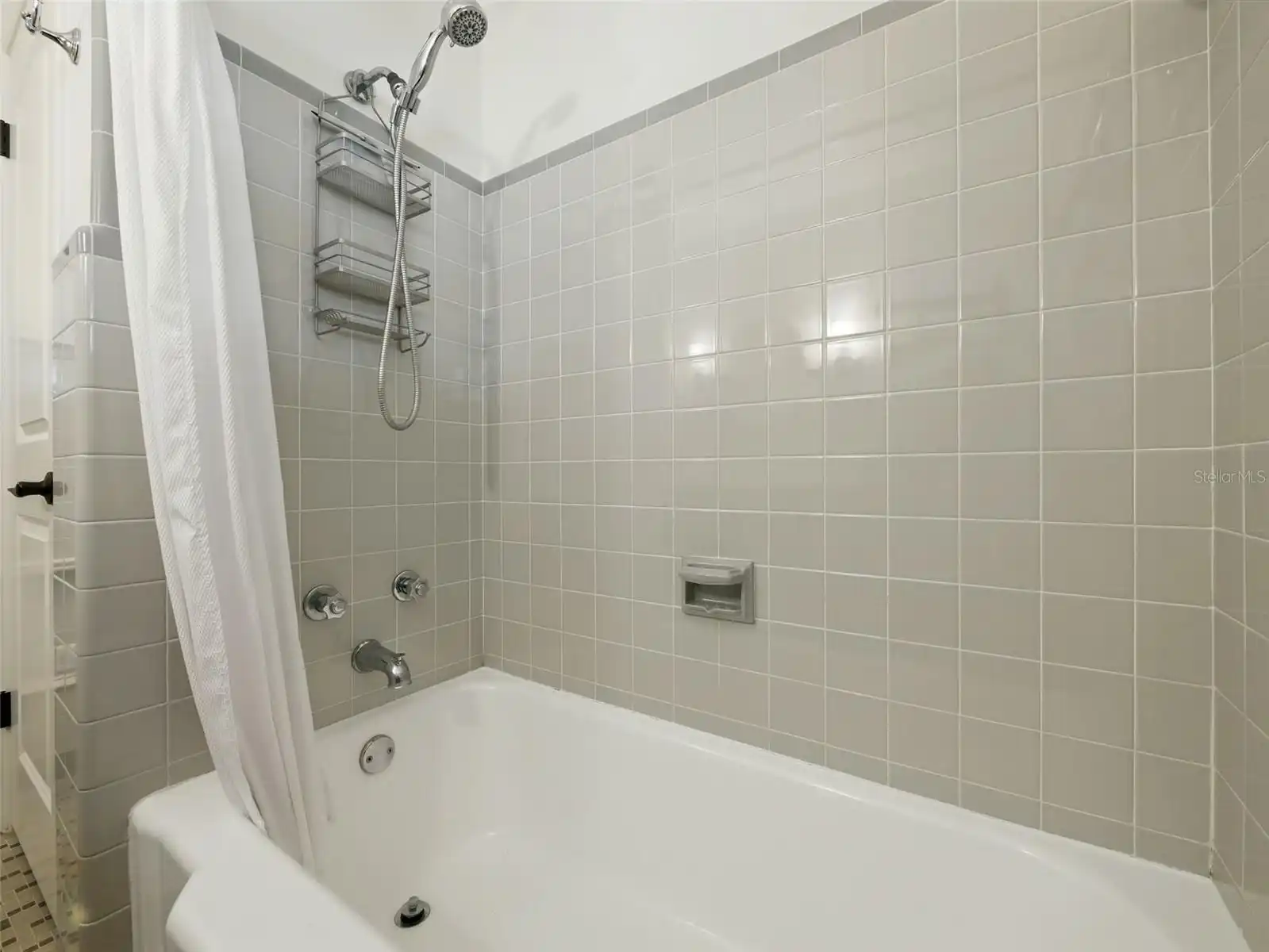 Listing Photo 18