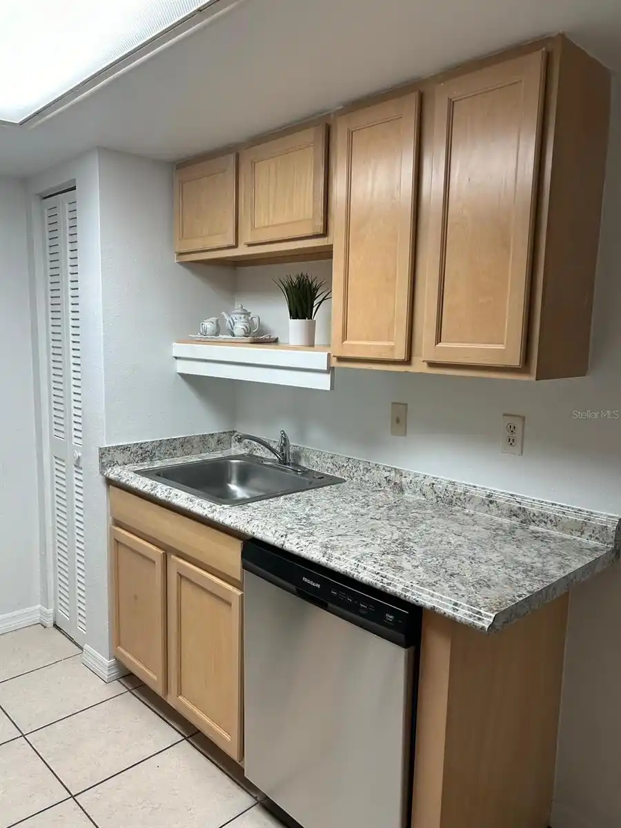 Listing Photo 7