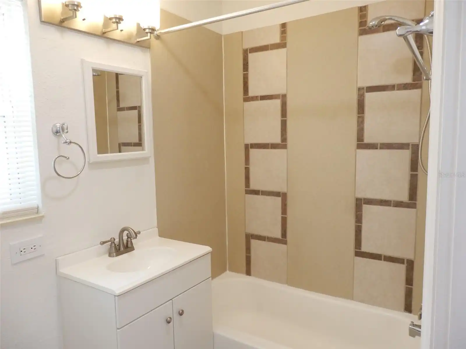 Listing Photo 27
