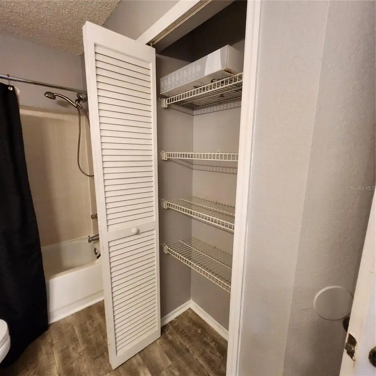 Listing Photo 14