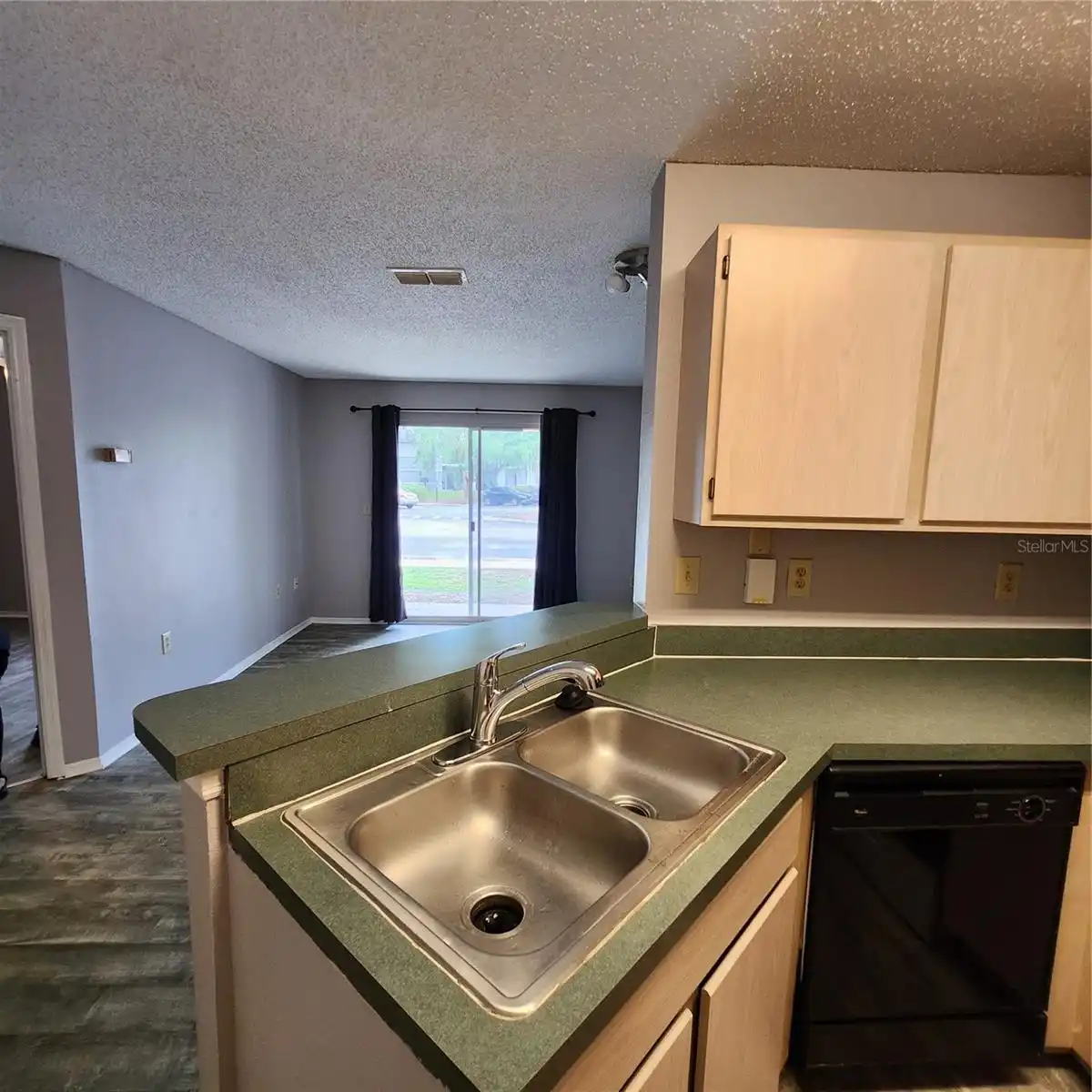 Listing Photo 7