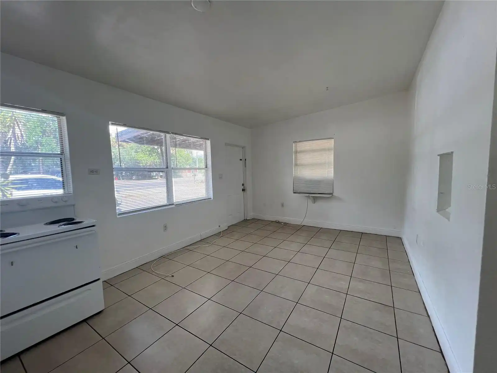 Listing Photo 14