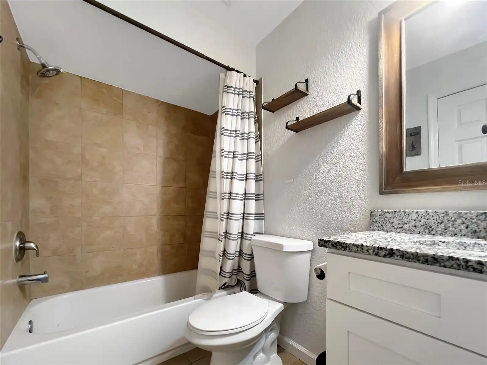 Listing Photo 23