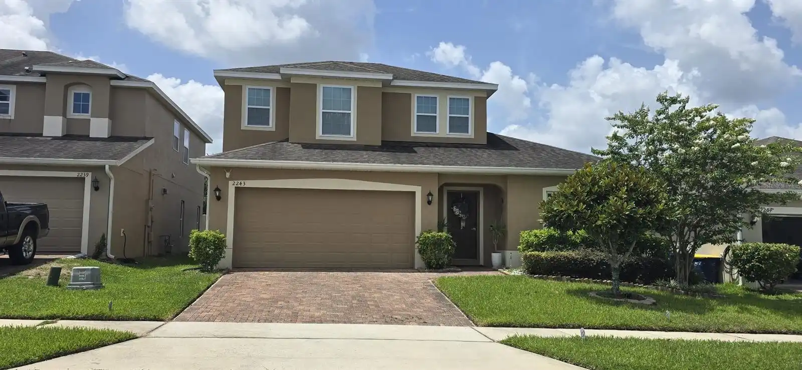 Minneola Real Estate