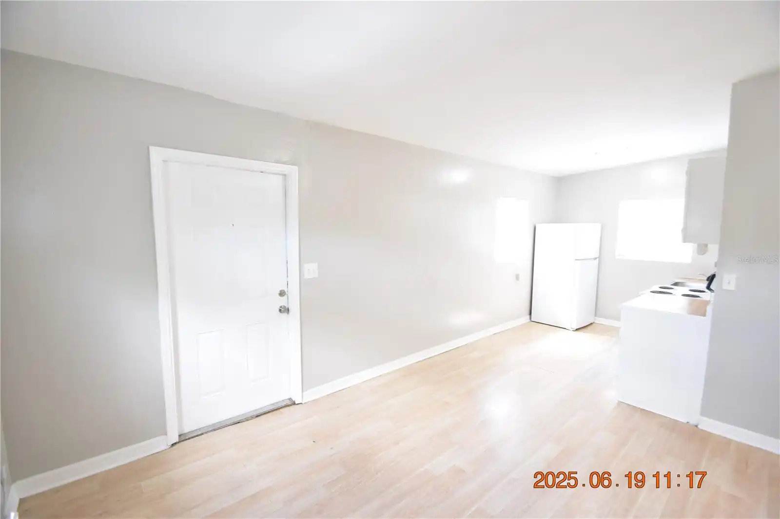 Listing Photo 9