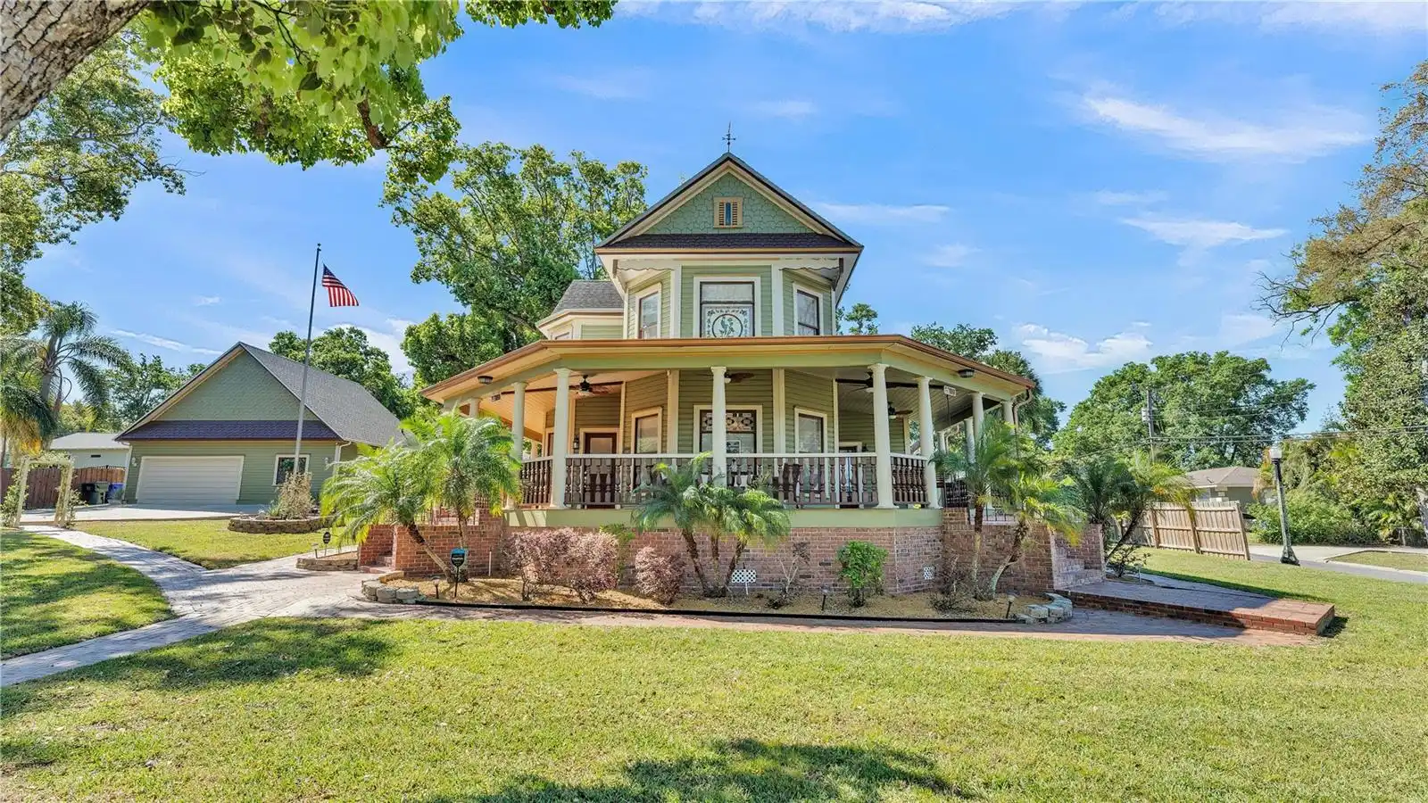 5BR, Home, 3BA, $950,000
Read More