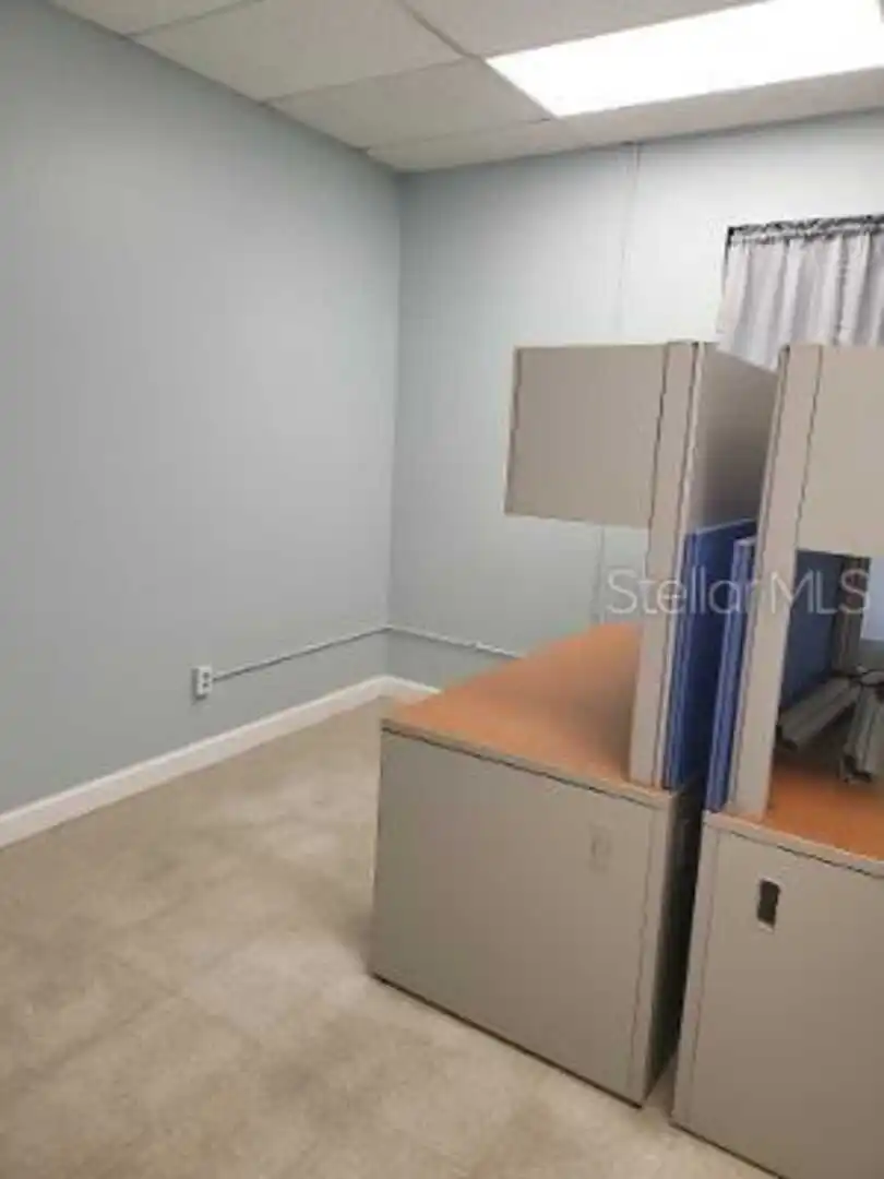 Listing Photo 14
