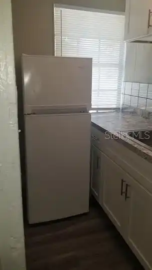 Listing Photo 12