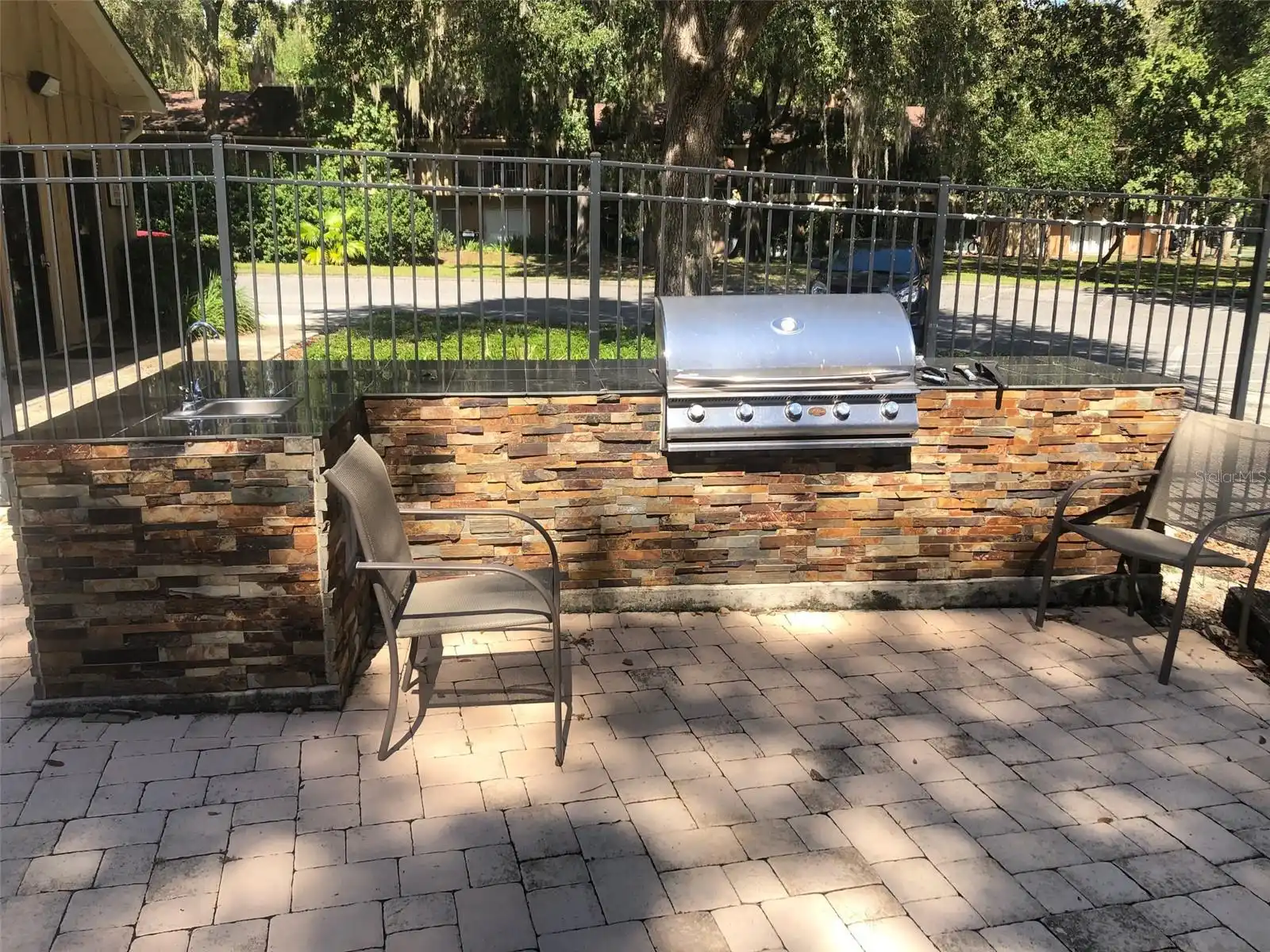 Listing Photo 16