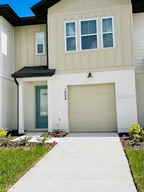 Davenport Real Estate
