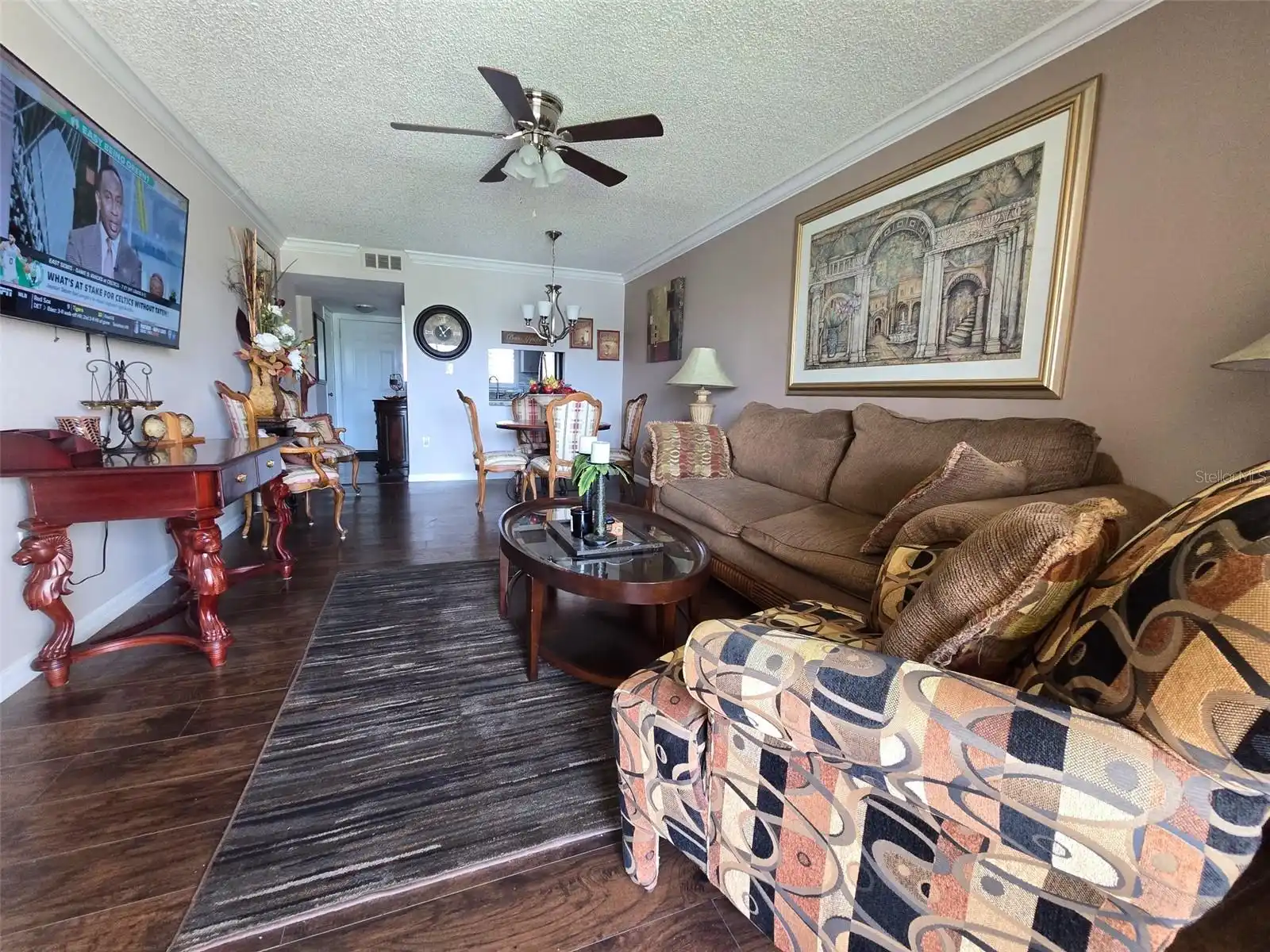 Listing Photo 6