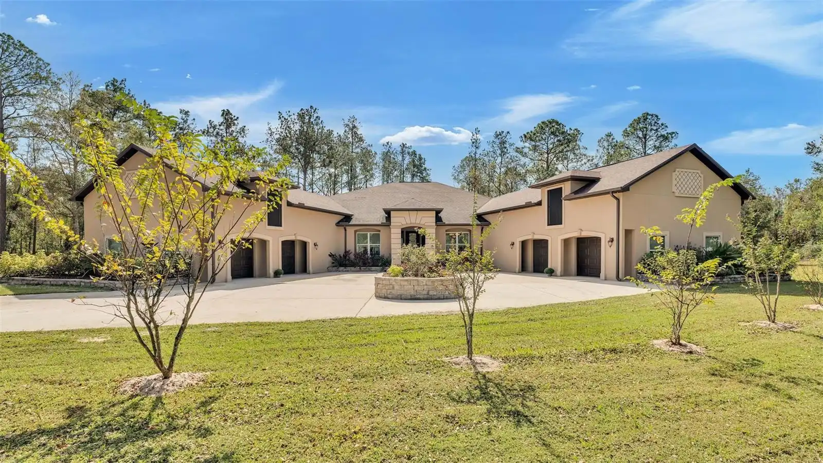 5BR, Home, 4BA, $1,100,000
Read More