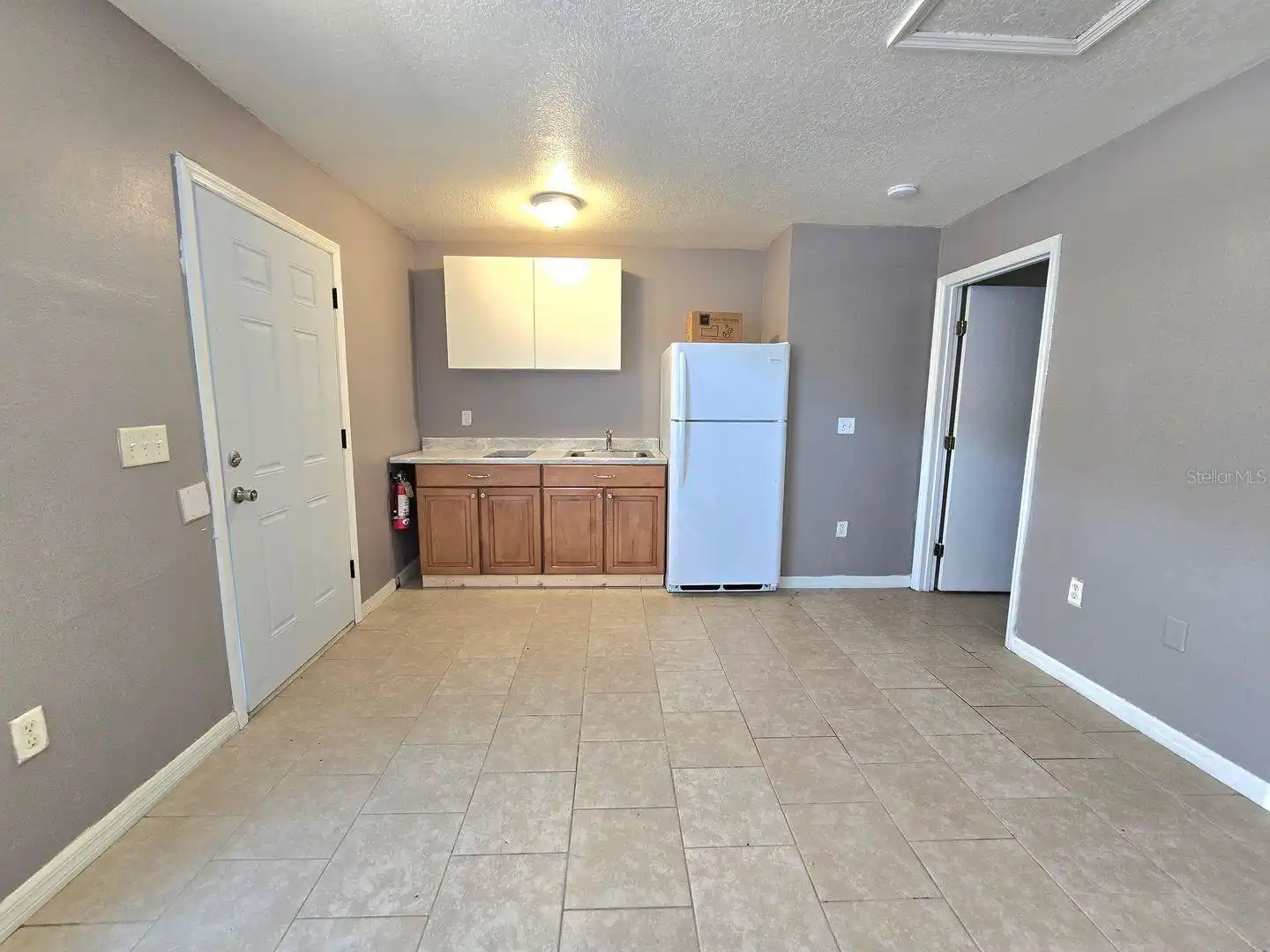 Listing Photo 7