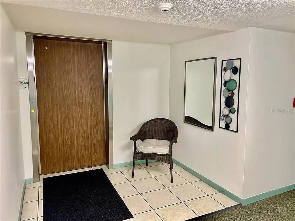 Listing Photo 9