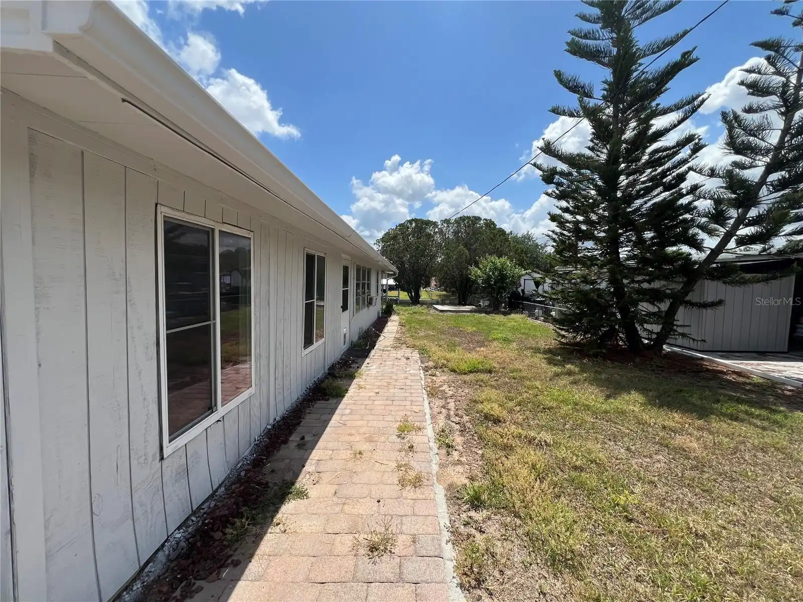 Listing Photo 12