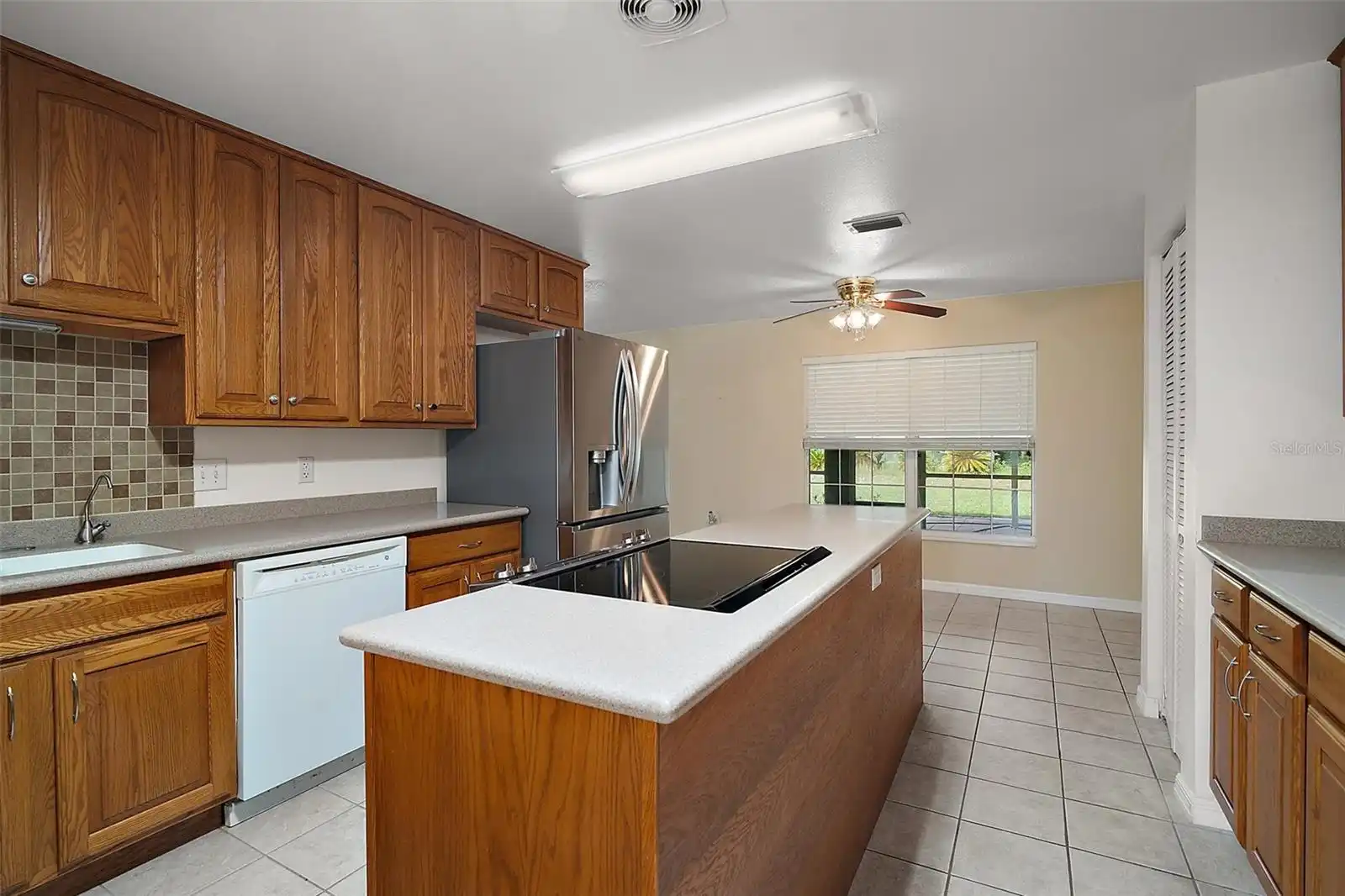 Listing Photo 15