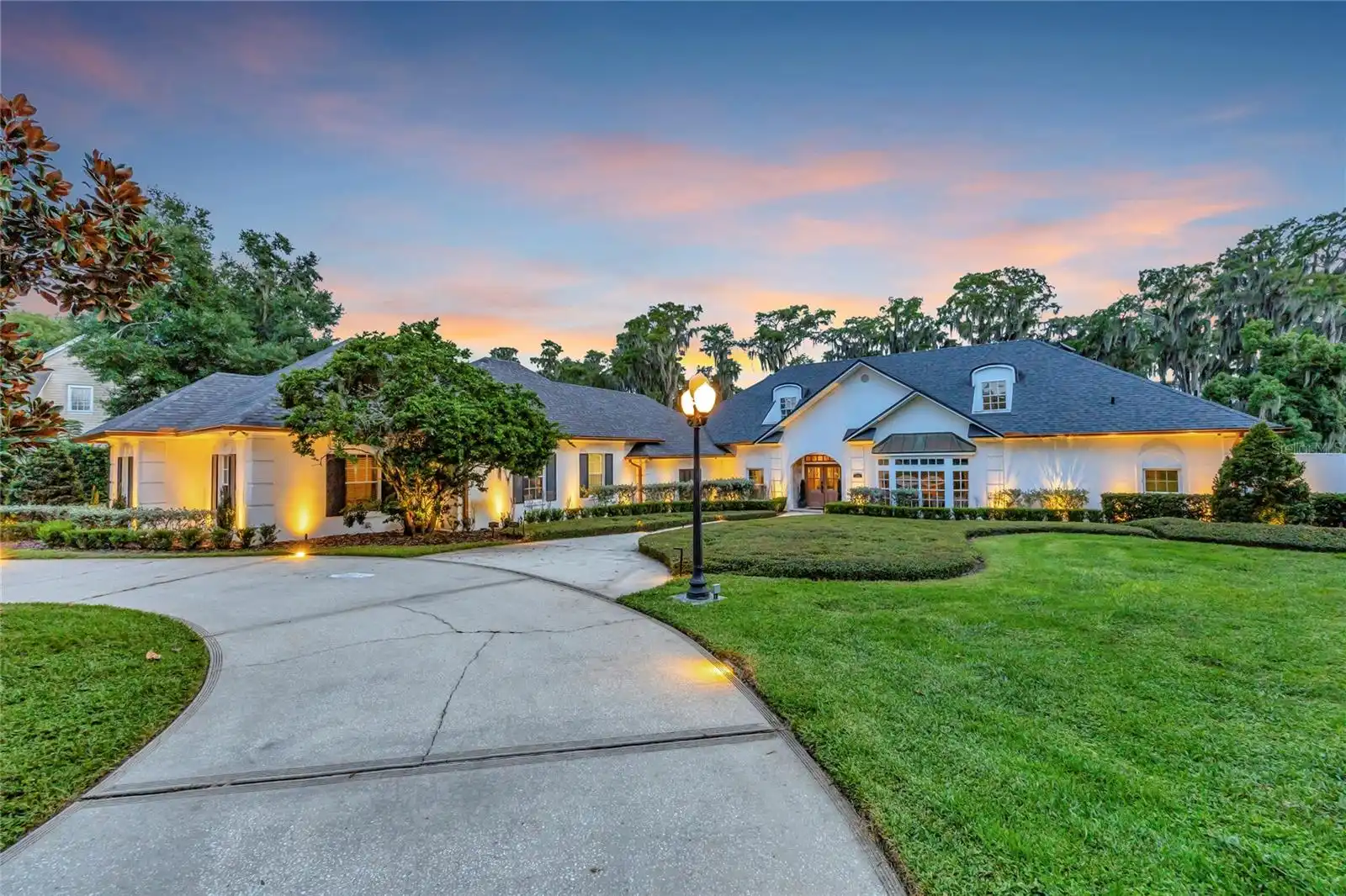 5BR, Home, 5BA, $2,700,000
Read More