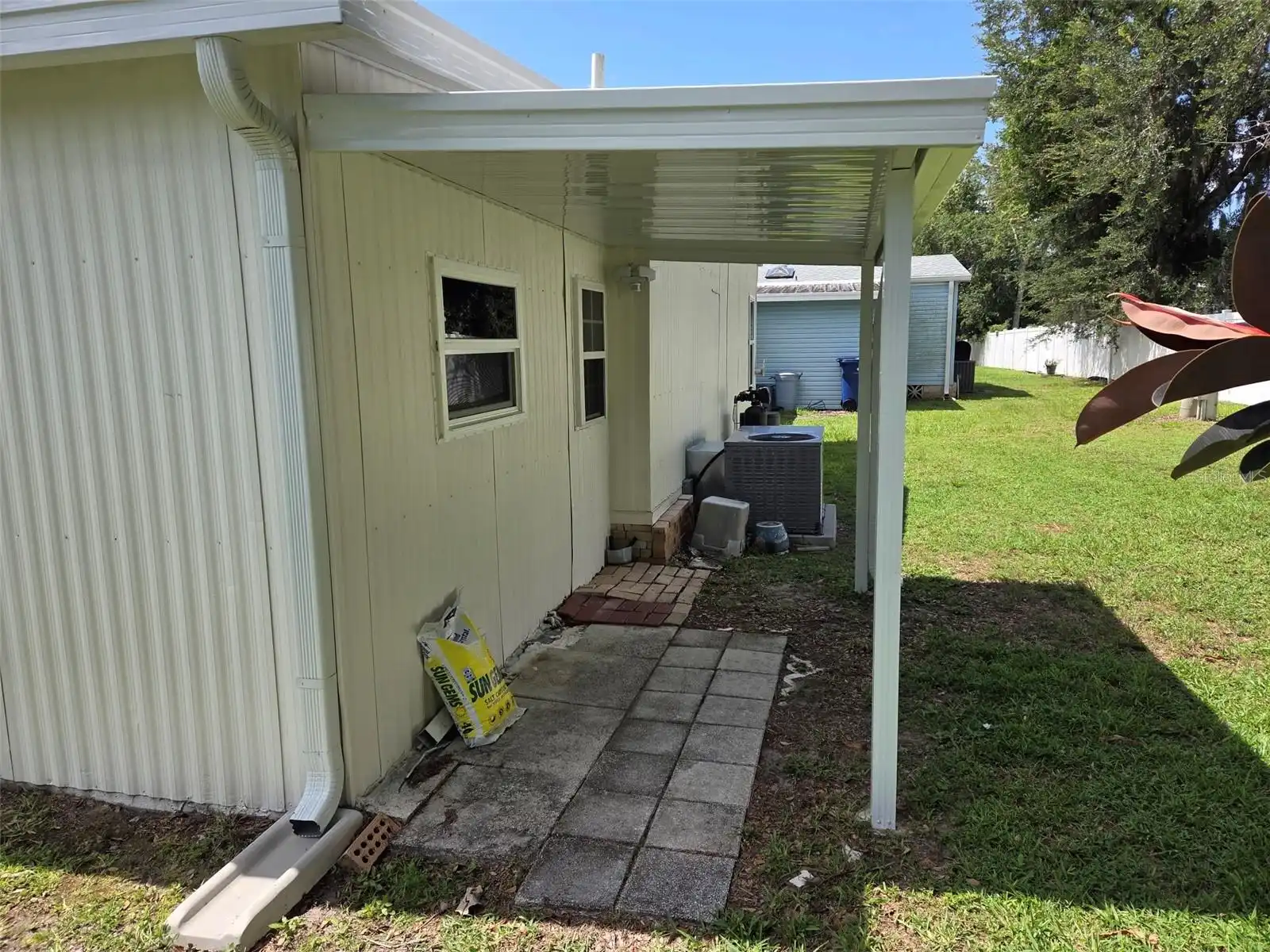 Listing Photo 4