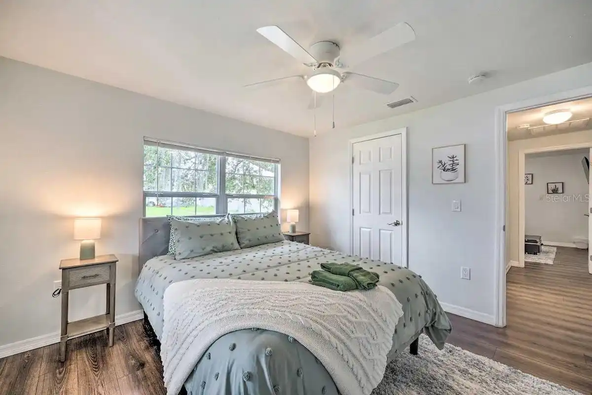 Listing Photo 15