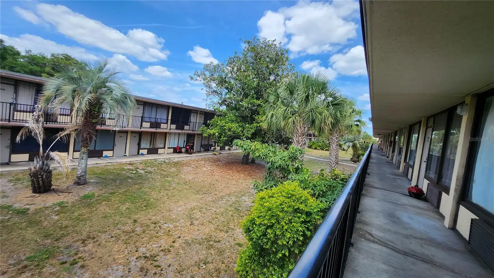 Listing Photo 16