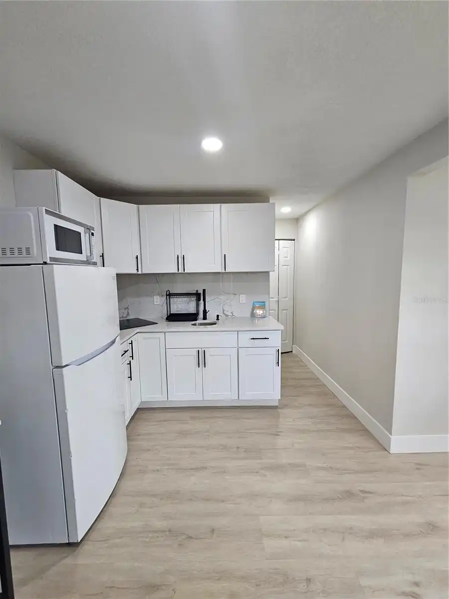 Listing Photo 13