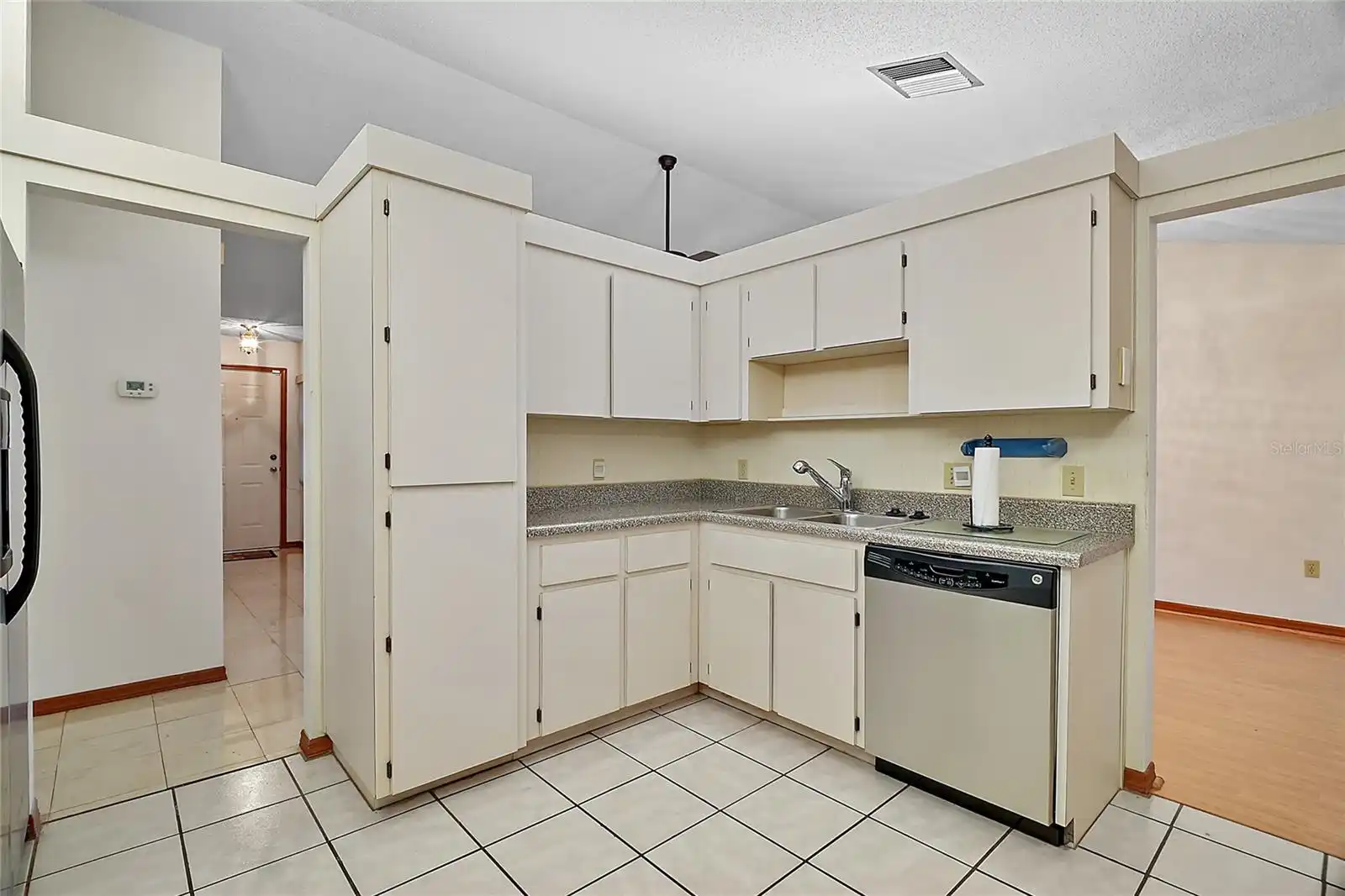 Listing Photo 13