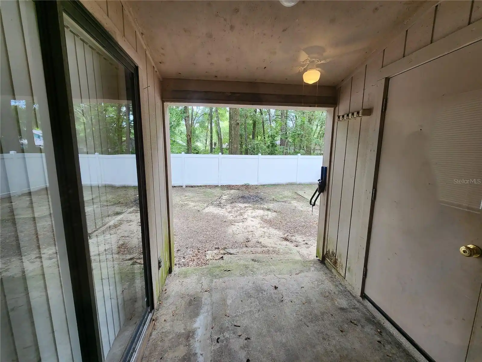 Listing Photo 11