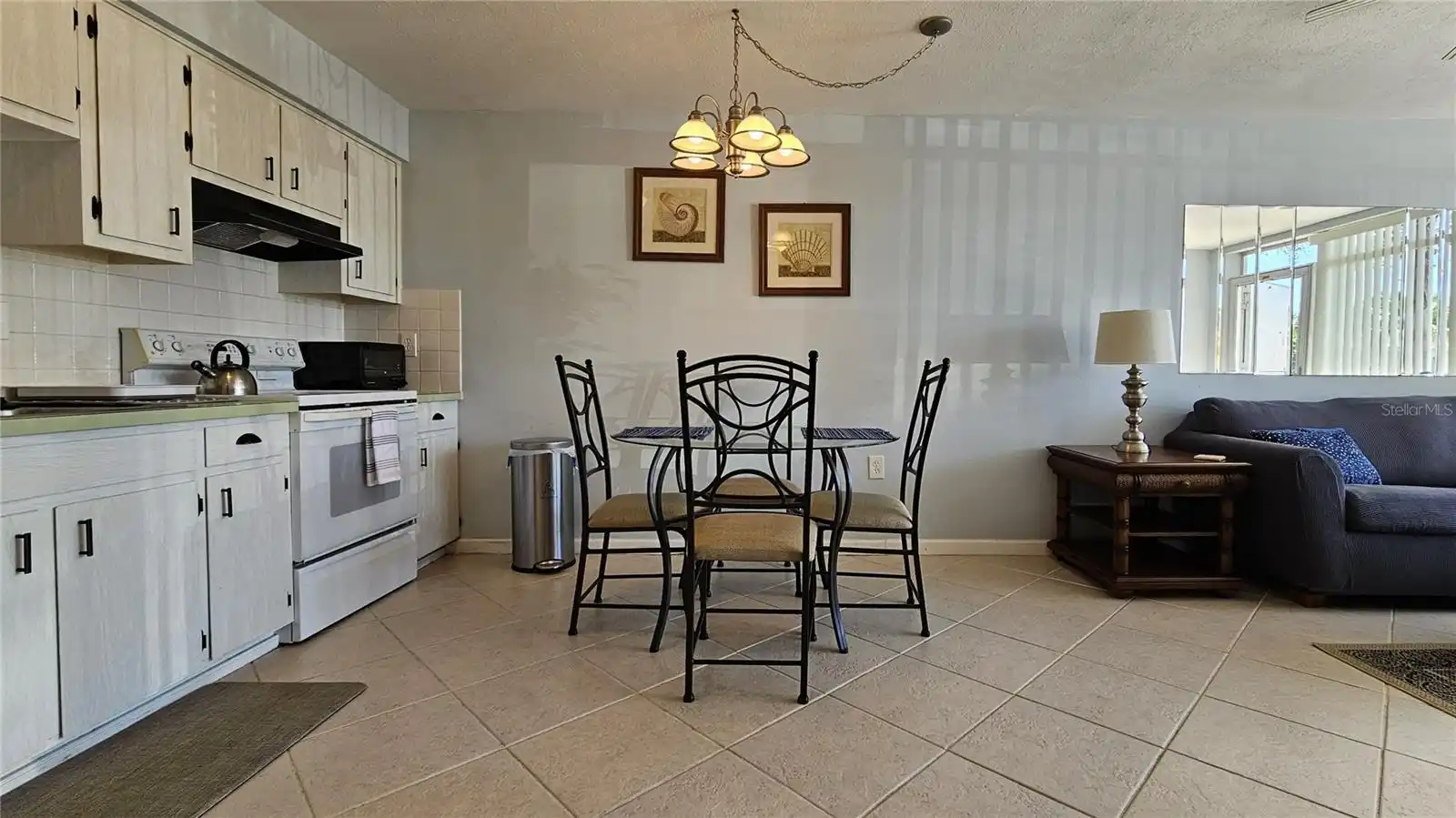 Listing Photo 11