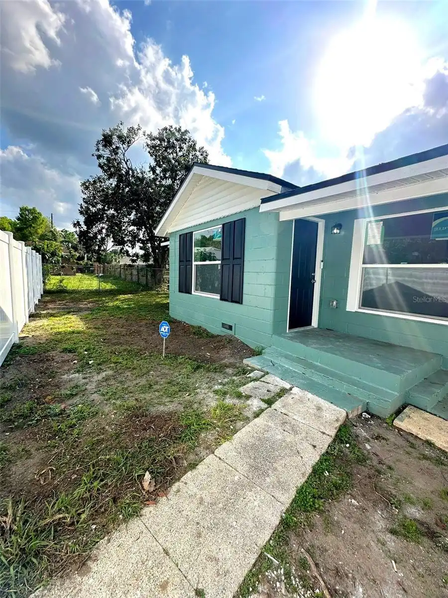 Listing Photo 18