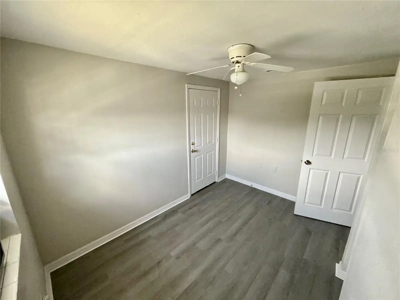 Listing Photo 9