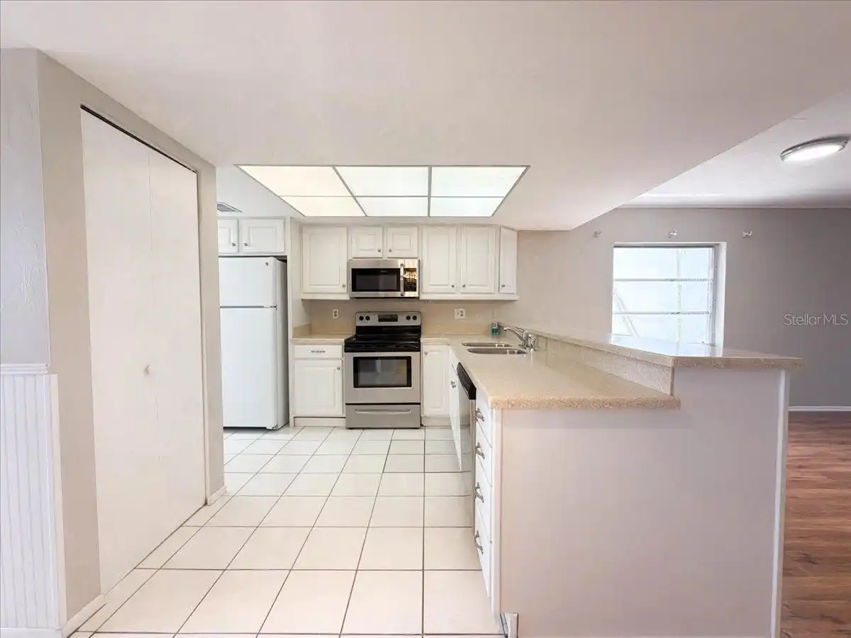 Listing Photo 14