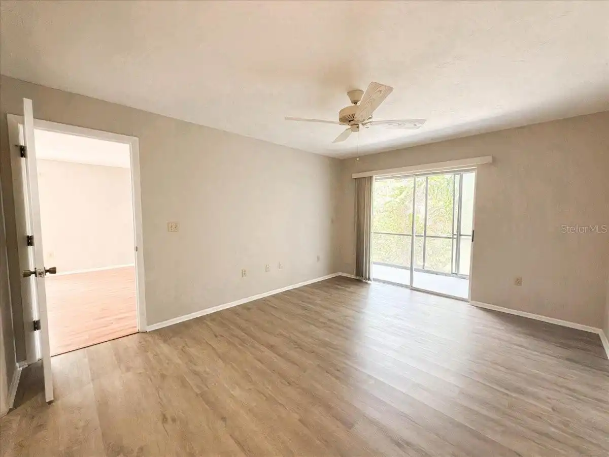 Listing Photo 28