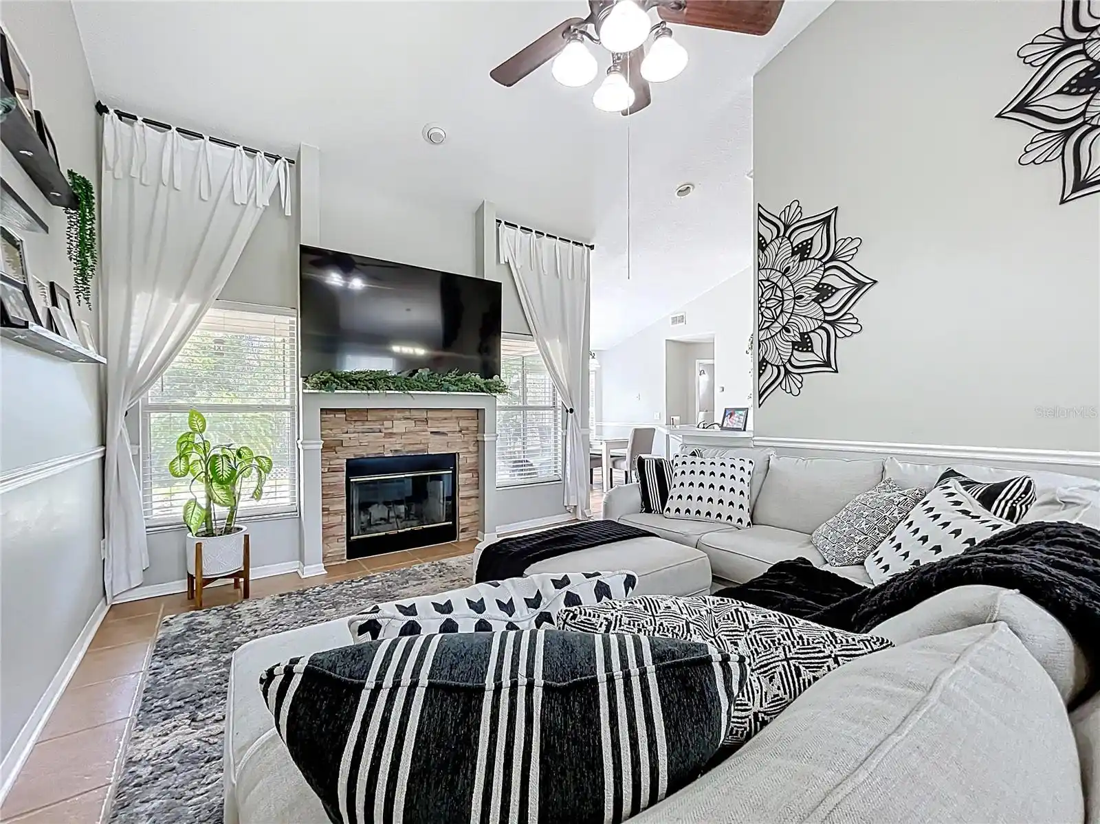 Listing Photo 17