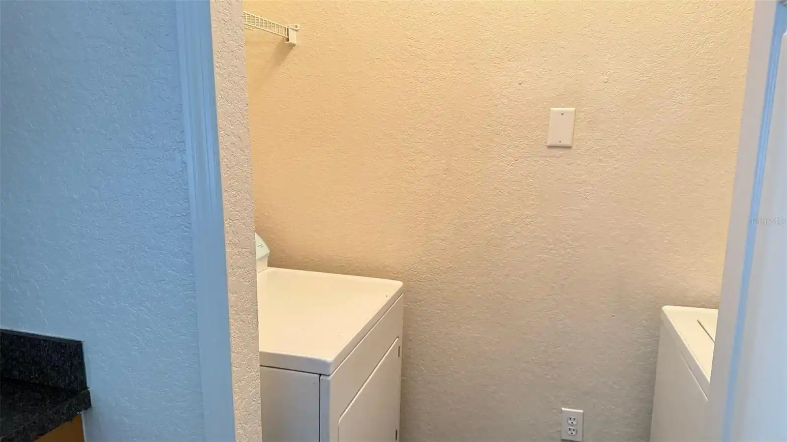 Listing Photo 11