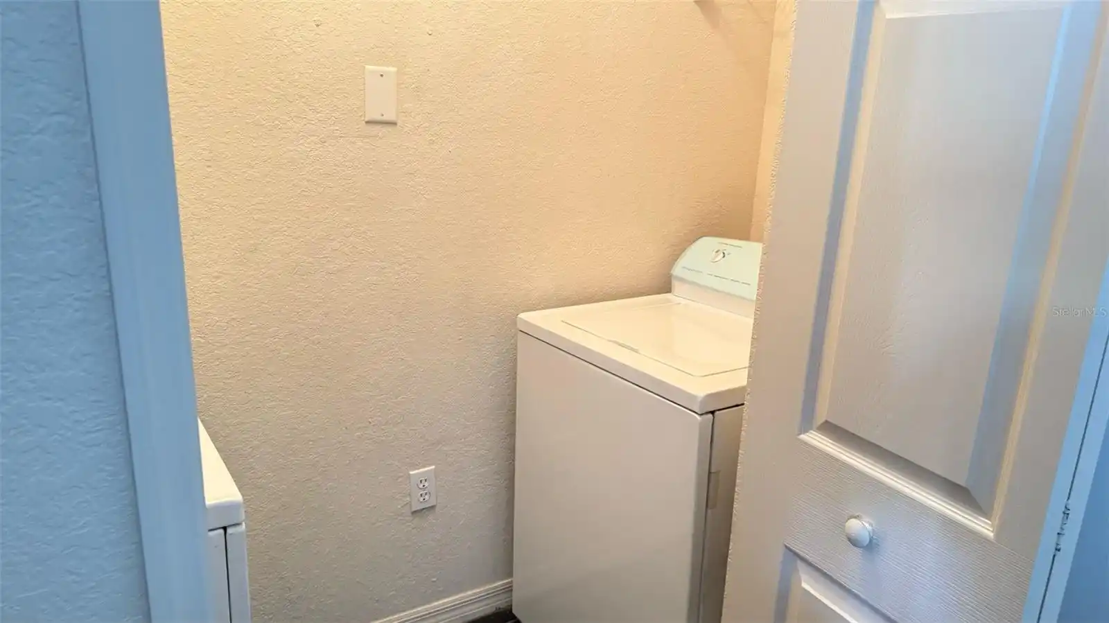 Listing Photo 10