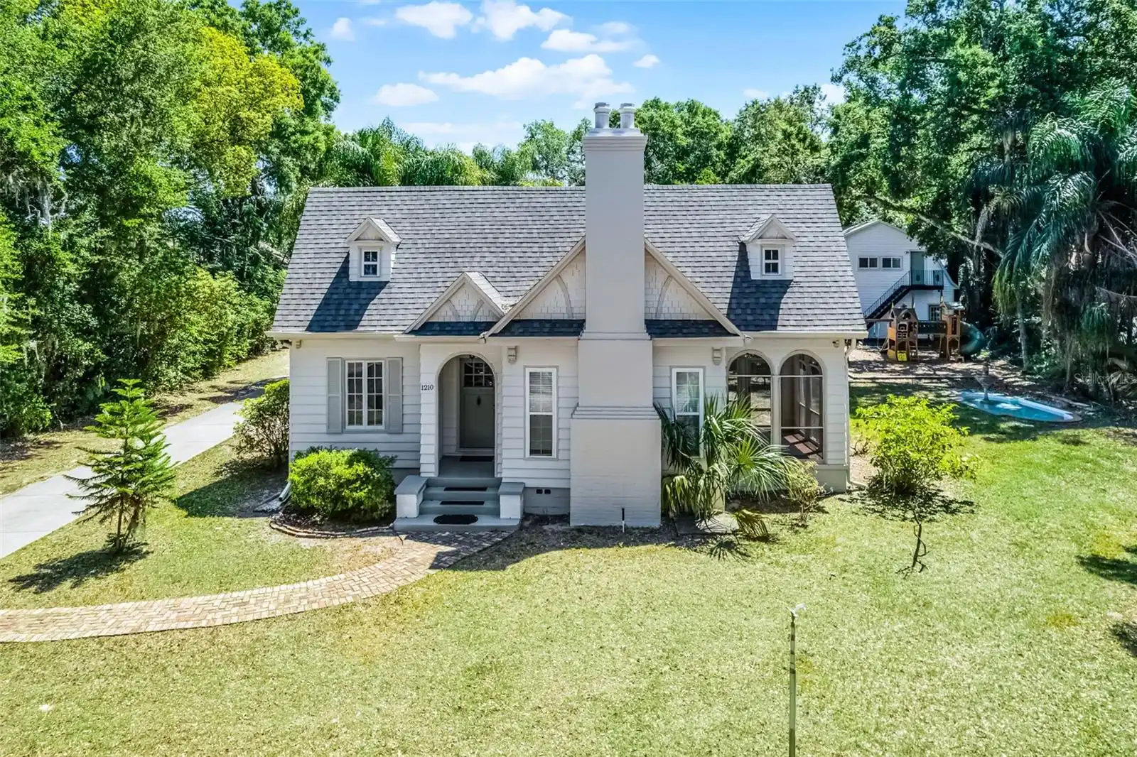 Mount Dora Real Estate