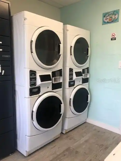 Listing Photo 12
