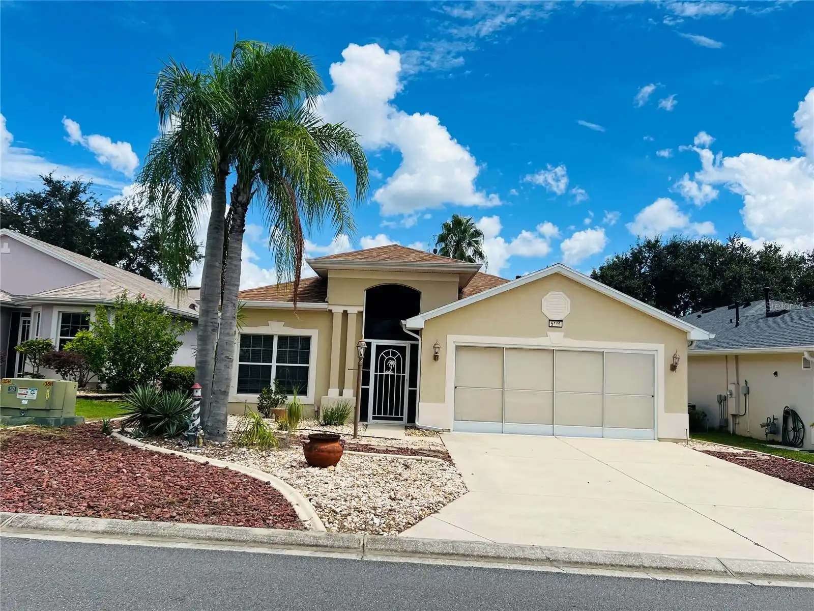Tavares Real Estate