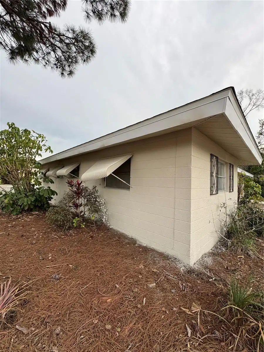 Listing Photo 16
